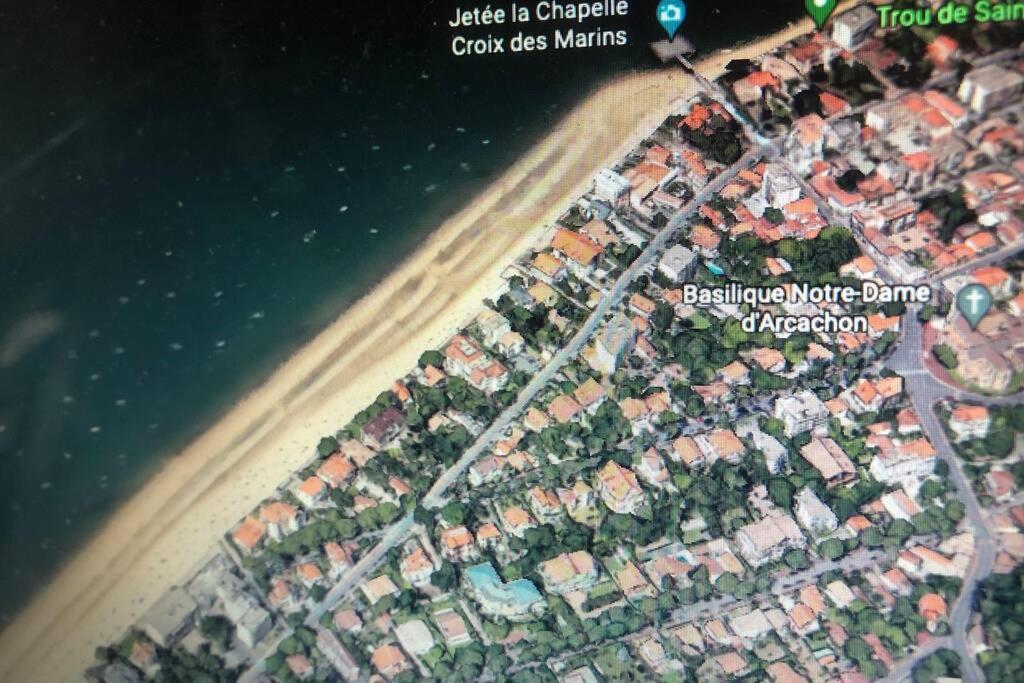 Appart Sur La Plage Pied Dans L Eau Avec Terrasse Jardin Vue Sur Le Bassin Depuis La Terrasse , Parking Arcachon Kültér fotó