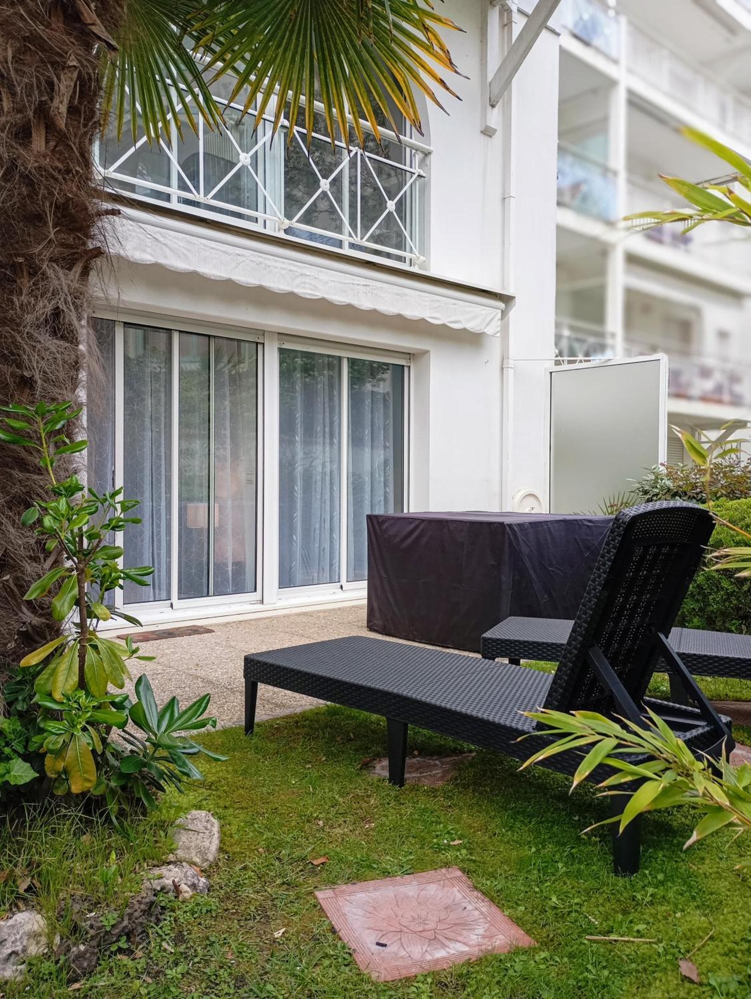 Appart Sur La Plage Pied Dans L Eau Avec Terrasse Jardin Vue Sur Le Bassin Depuis La Terrasse , Parking Arcachon Kültér fotó